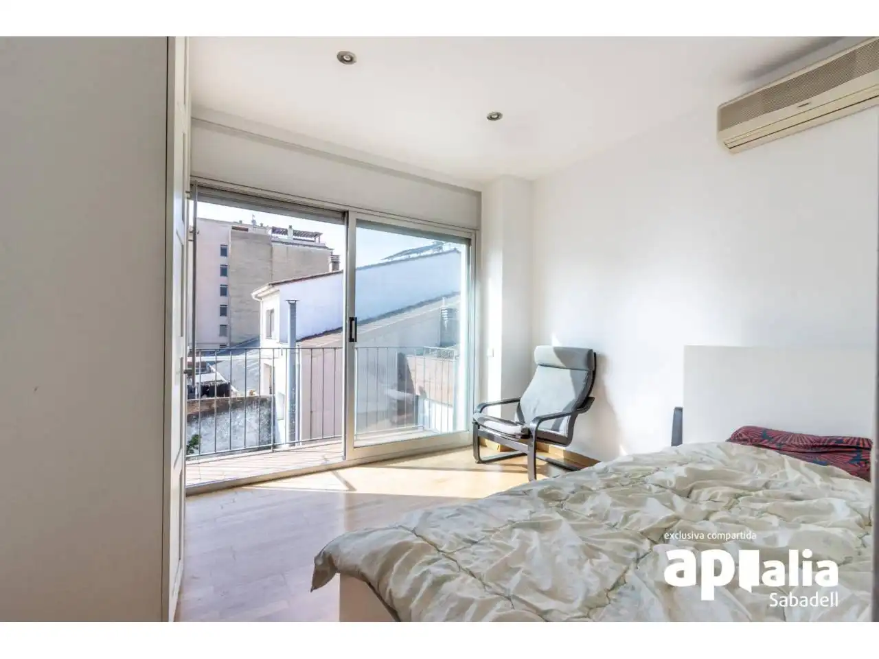 Habitación de Casa o chalet en venta en Sabadell con Aire acondicionado, Calefacción y Jardín privado