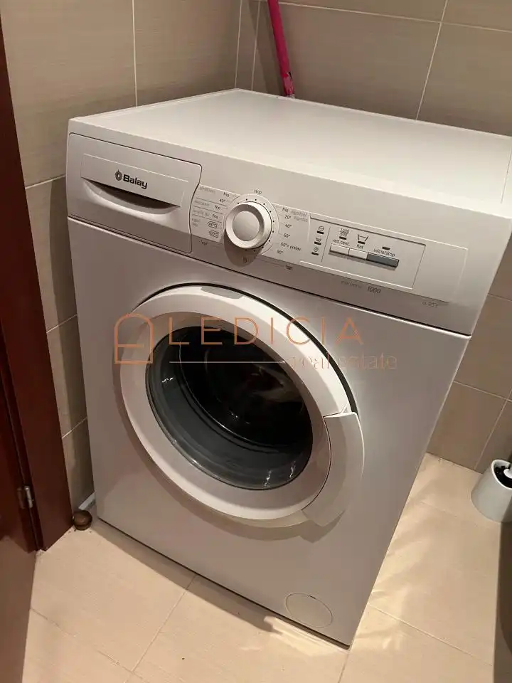 Estudio en venta en PI Y MARGALL, Casco Vello