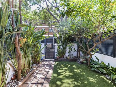 Villa avec balcon à vendre à Montmar