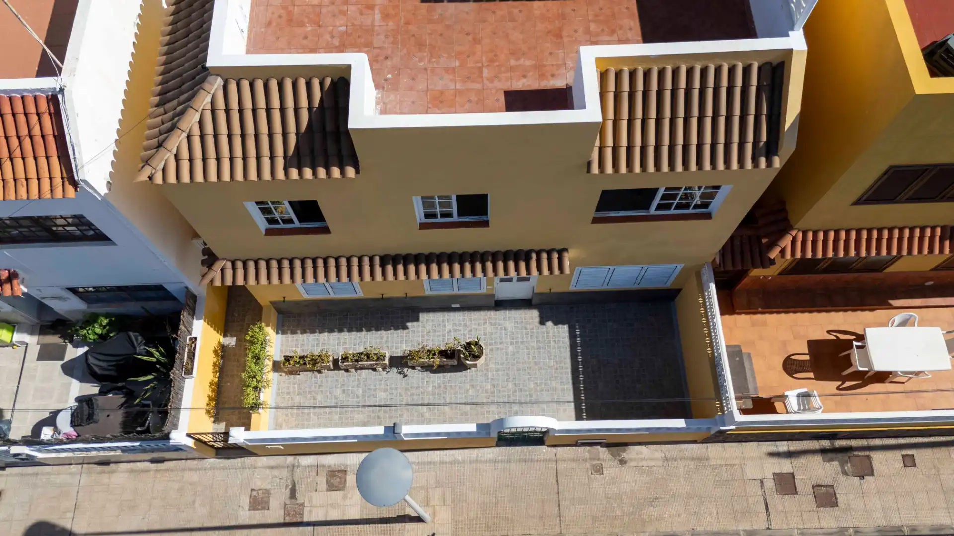 Vista exterior de Piso en venta en Los Silos con Terraza