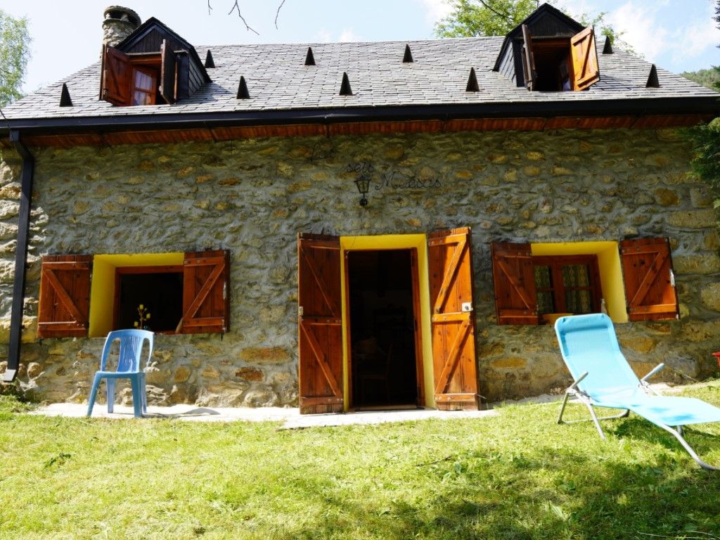 Exterior view of House or chalet for sale in Bielsa