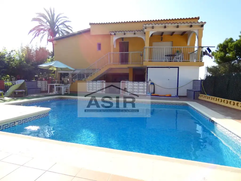 Piscina de Casa o chalet en venta en Alzira con Aire acondicionado, Jardín privado y Terraza