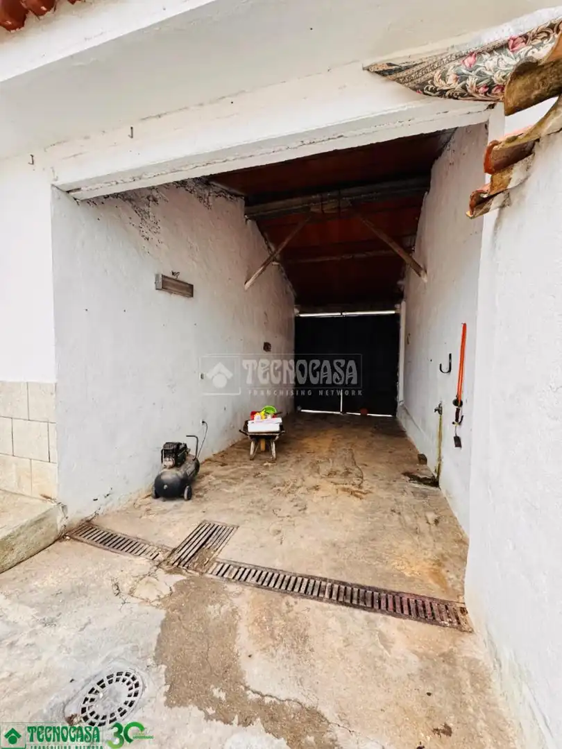 Casa adosada en venda en Burujón amb Calefacció
