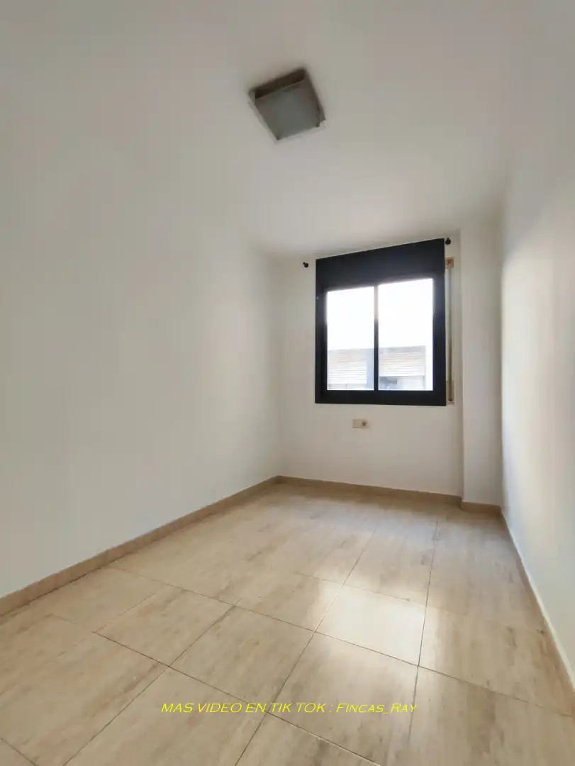 Schlafzimmer von Maisonette zum Verkauf in Ripollet mit Klimaanlage, Heizung und Terrasse
