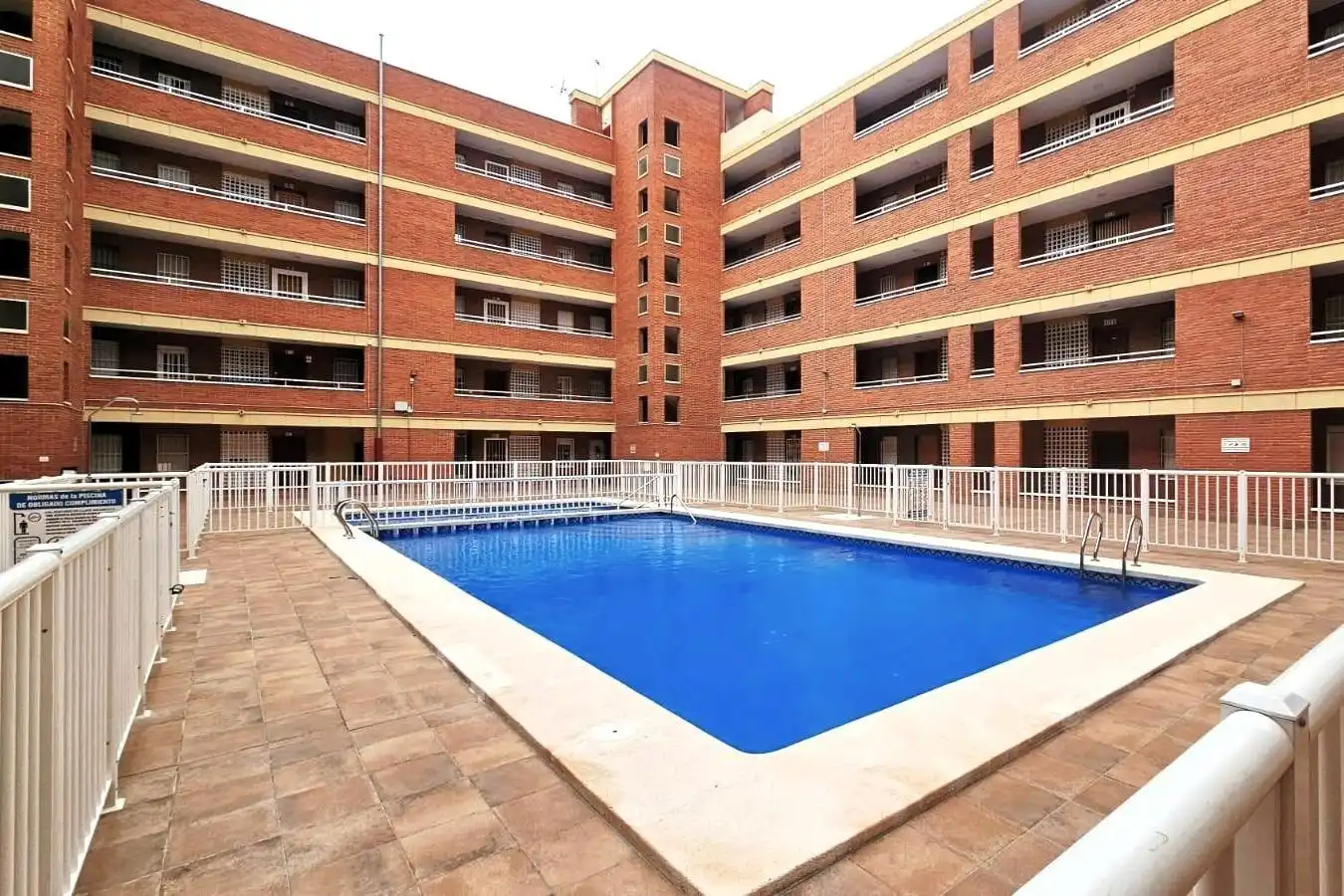 Piscina de Àtic en venda en Torrevieja amb Aire condicionat, Calefacció i Moblat
