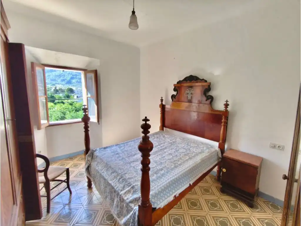 Dormitori de Finca rústica en venda en Sóller amb Jardí privat, Terrassa i Moblat
