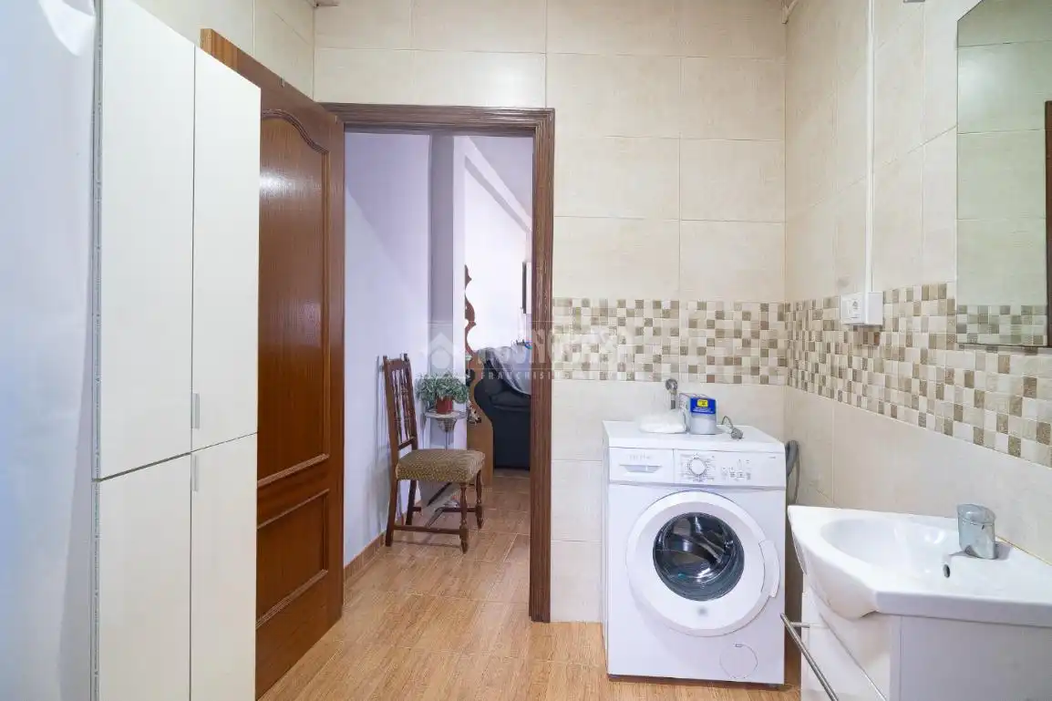 Bathroom of Country homes for sale in Jódar  with Air Conditioner and Heating