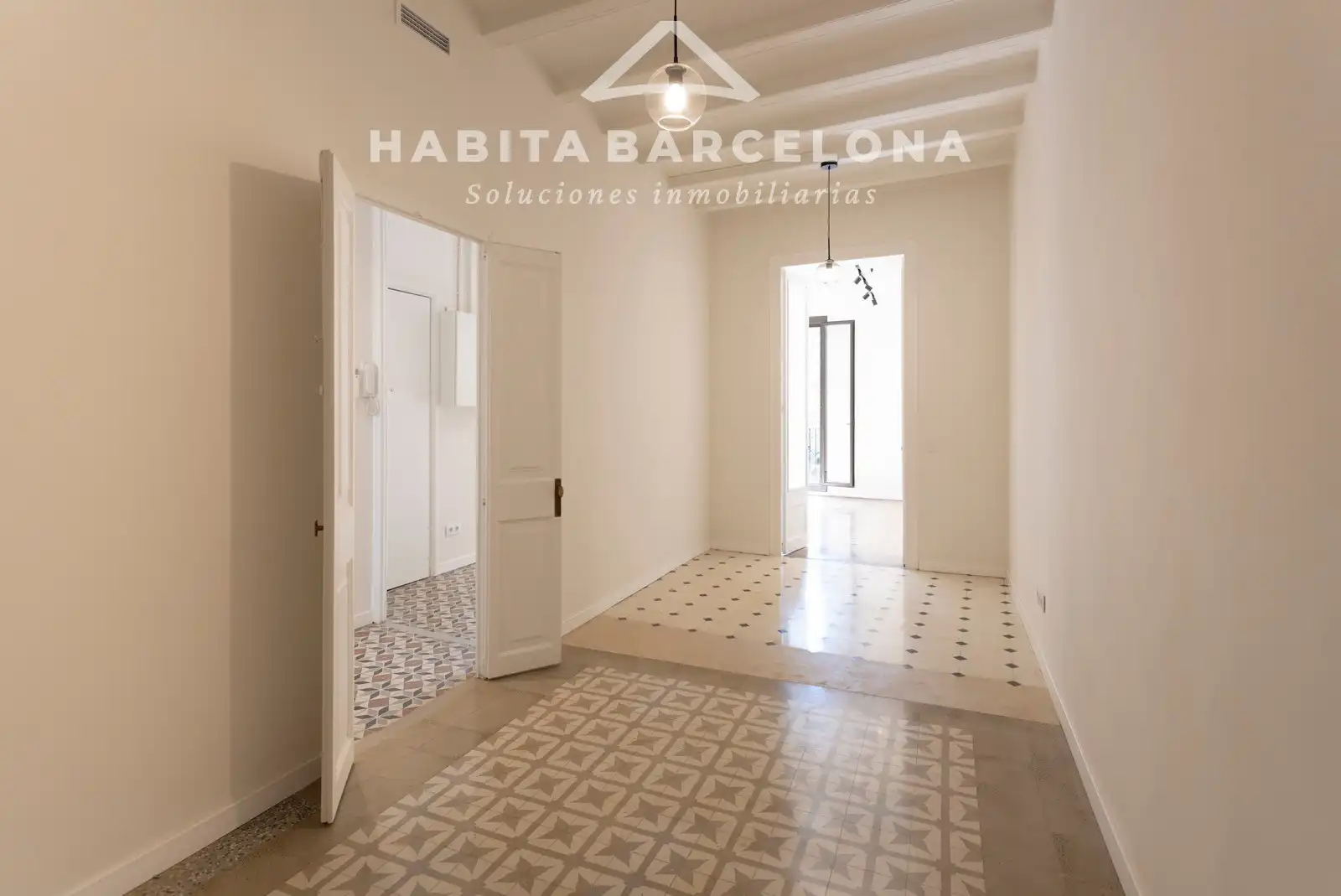 Piso en venta en Barcelona con Aire acondicionado, Calefacción y Parquet