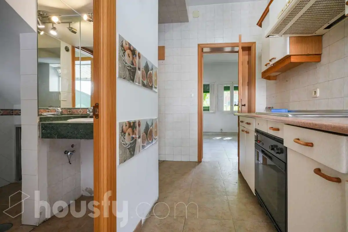 Kitchen of Houses for sale in Madrid  with Air Conditioner, Heating and Terrace