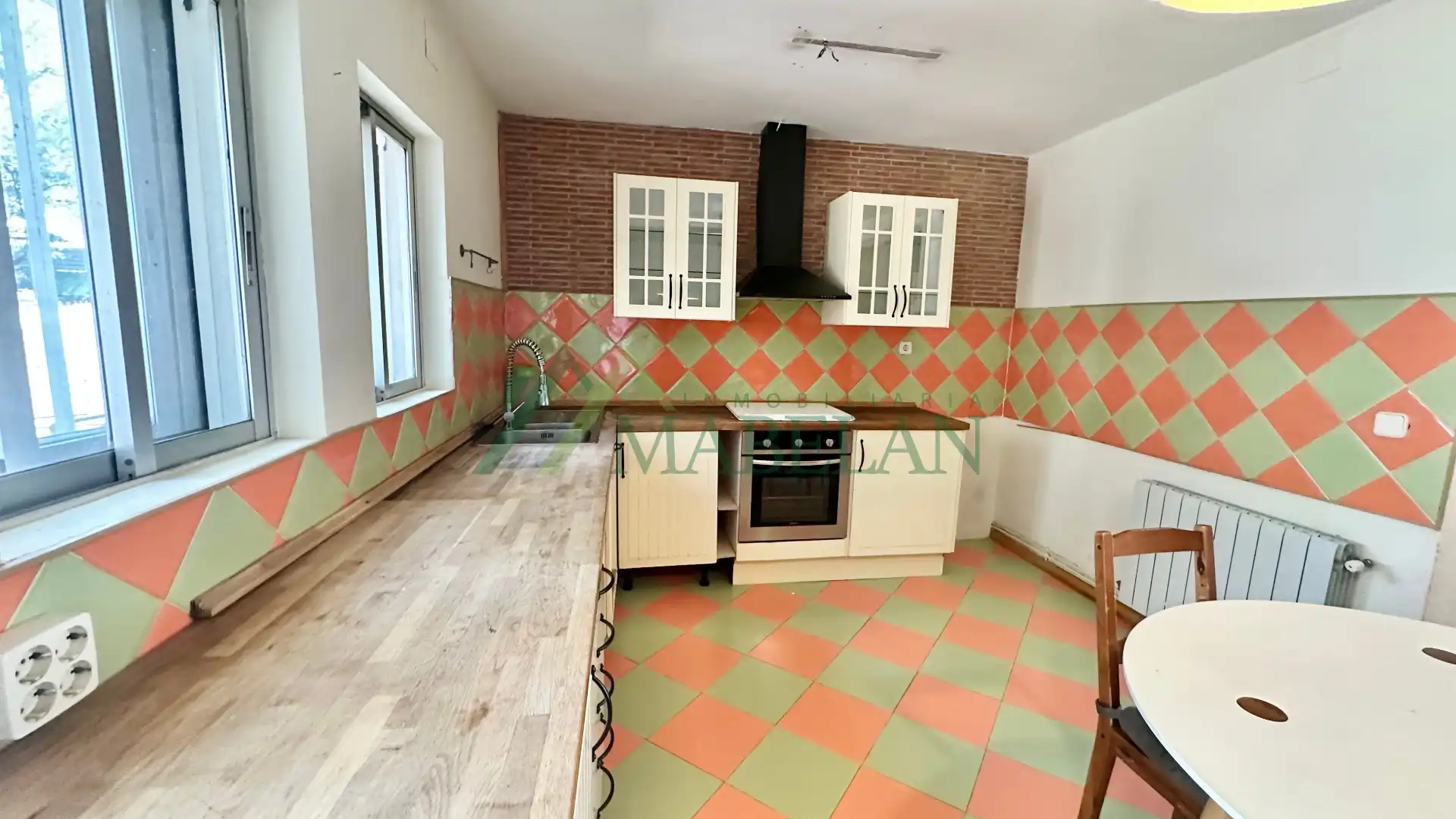 Cuina de Casa o xalet en venda en Torrelodones amb Calefacció, Jardí privat i Terrassa