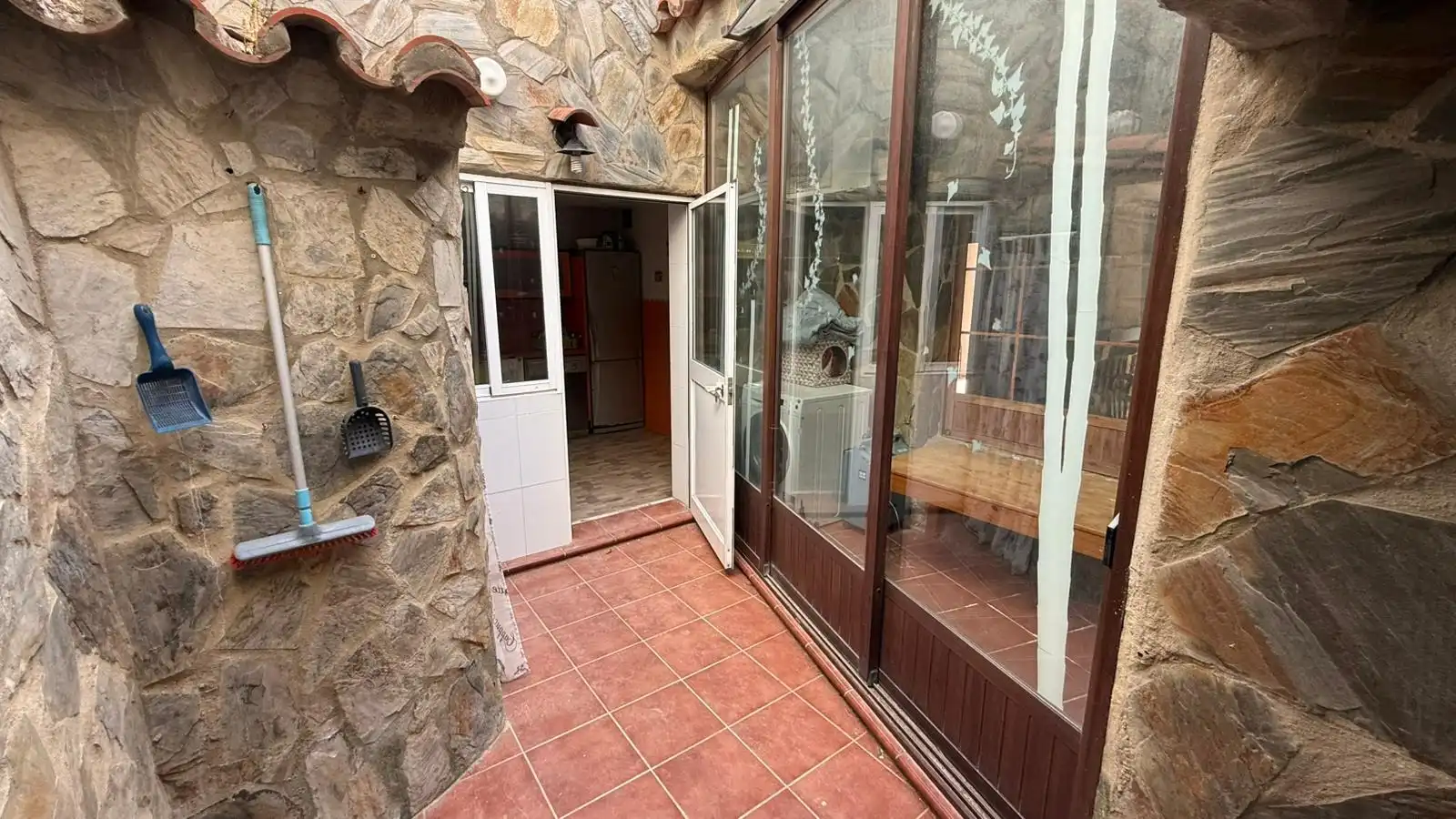 Detached homes for sale in Chiclana de la Frontera  with Air Conditioner and Storage room