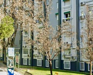 Exterior view of Flat for sale in  Madrid Capital  with Heating