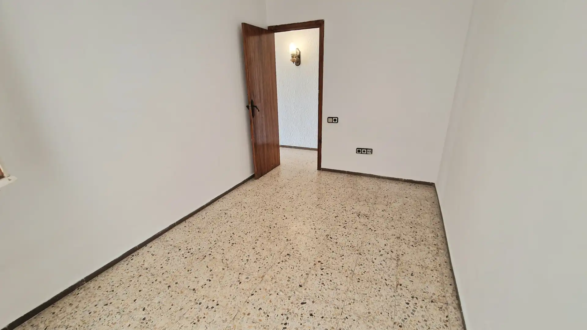 Dachboden zum Verkauf in Santa Coloma de Gramenet mit Klimaanlage, Heizung und Terrasse