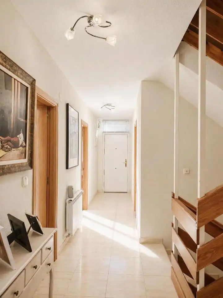 Terraced house with pool for sale in Calle Serrano, imagen 12