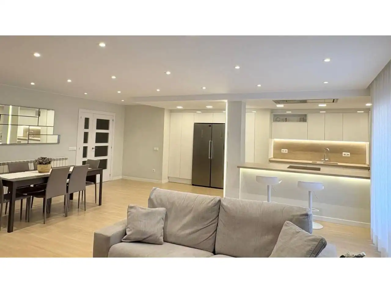 Maisonette zum Verkauf in Manresa mit Klimaanlage, Heizung und Parkett