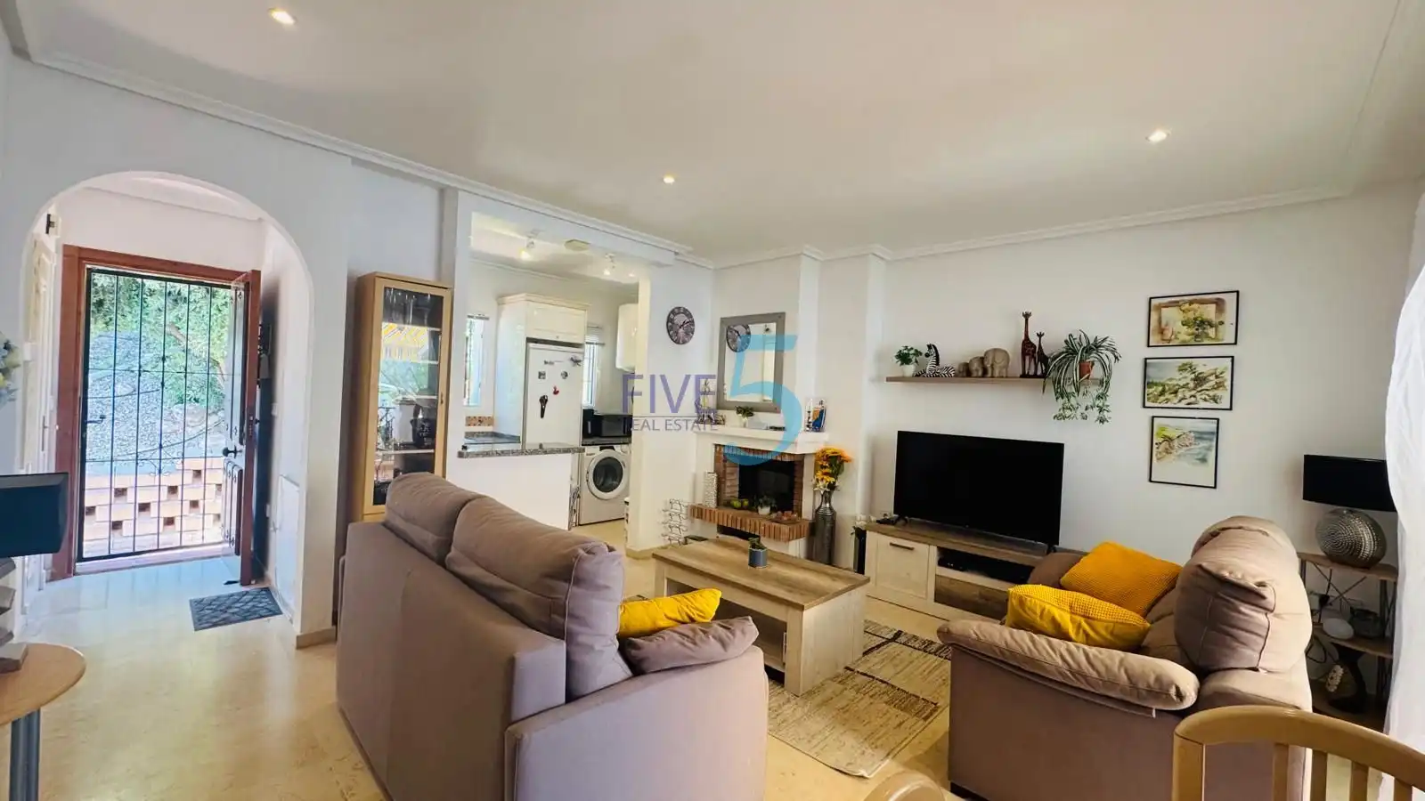 Wohnzimmer von Wohnung zum Verkauf in Orihuela mit Klimaanlage, Terrasse und Schwimmbad