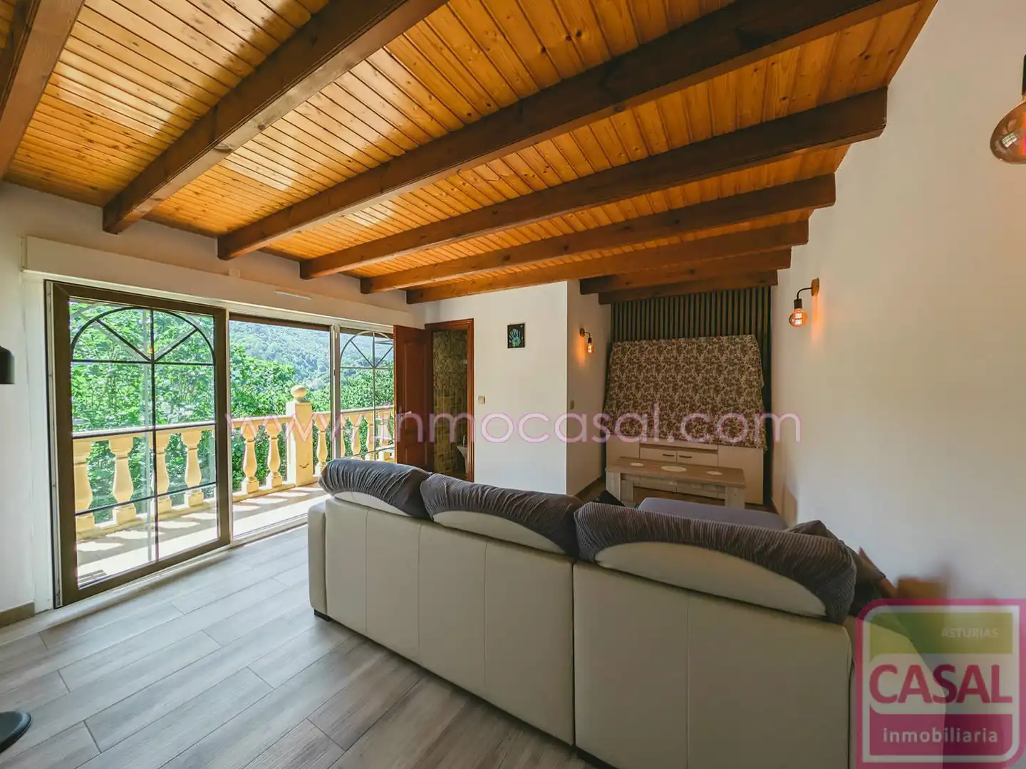 Living room of Houses for sale in San Martín del Rey Aurelio  with Heating, Terrace and Storage room