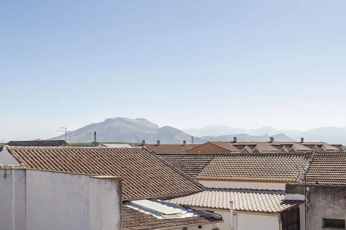 Vista exterior de Casa adosada en venta en Chauchina con Terraza y Balcón