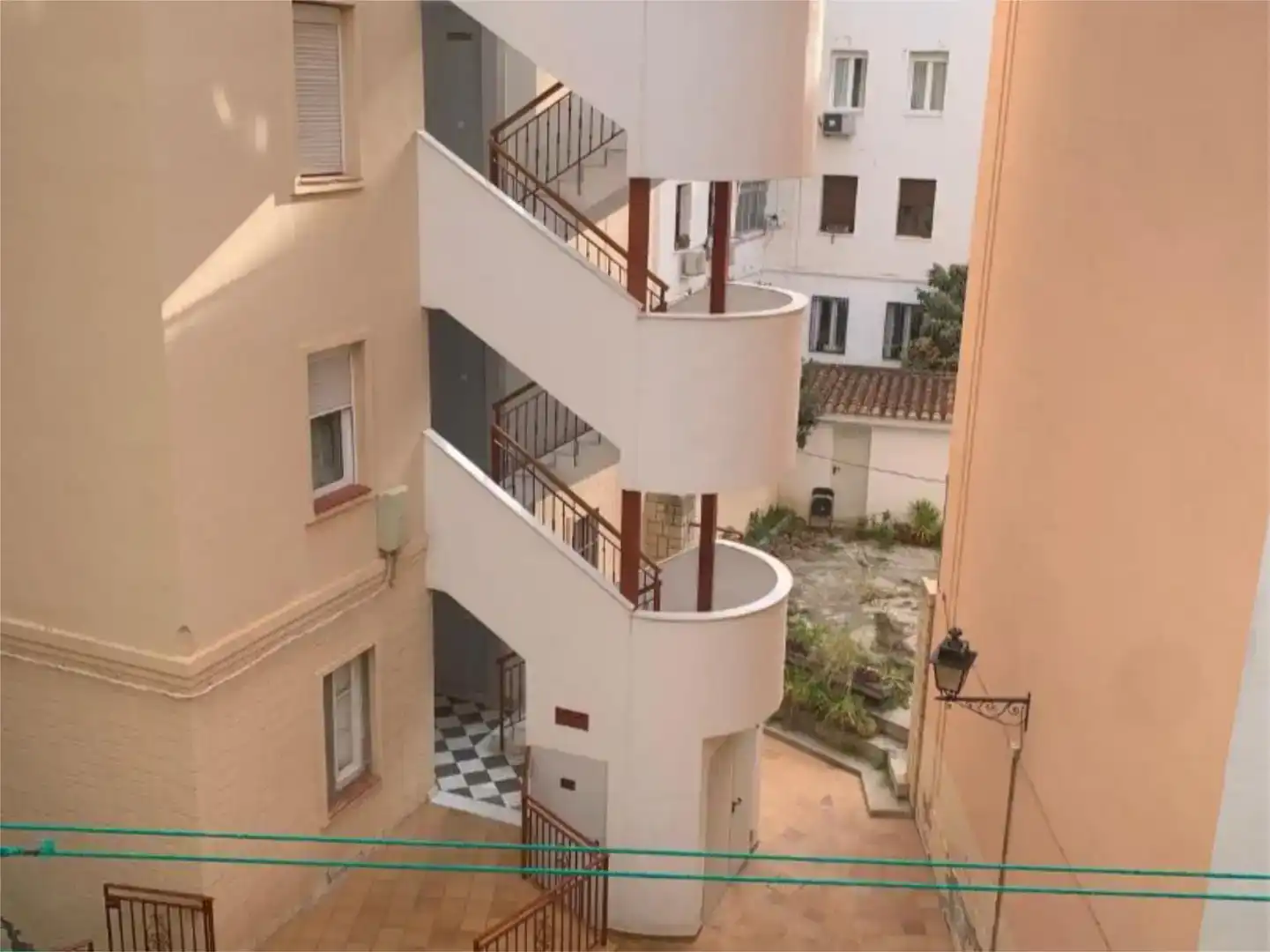 Terrassa de Pis en venda en Granada amb Jardí privat, Traster i Balcó