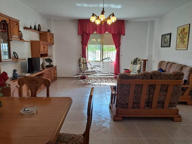 Casa adosada en Venta en Encinas Reales