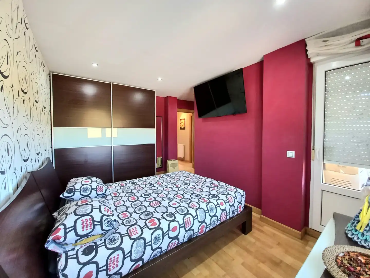 Habitación de Casa adosada en venta en Cayuela con Calefacción, Jardín privado y Terraza