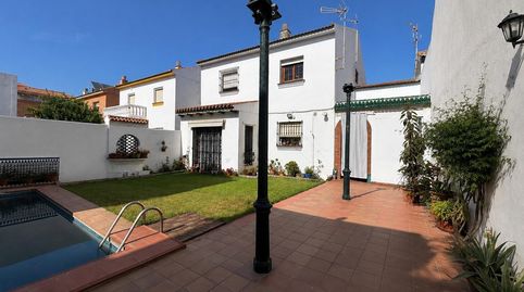 Foto 2 de Casa adosada en venta en Santa Bárbara - Ciudad Deportiva, La Línea de la Concepción