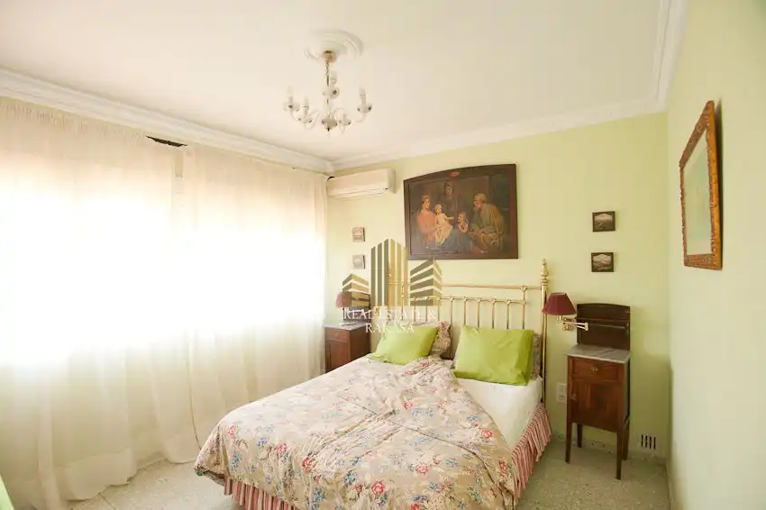 Dormitori de Casa o xalet en venda en Alcalá de Guadaira