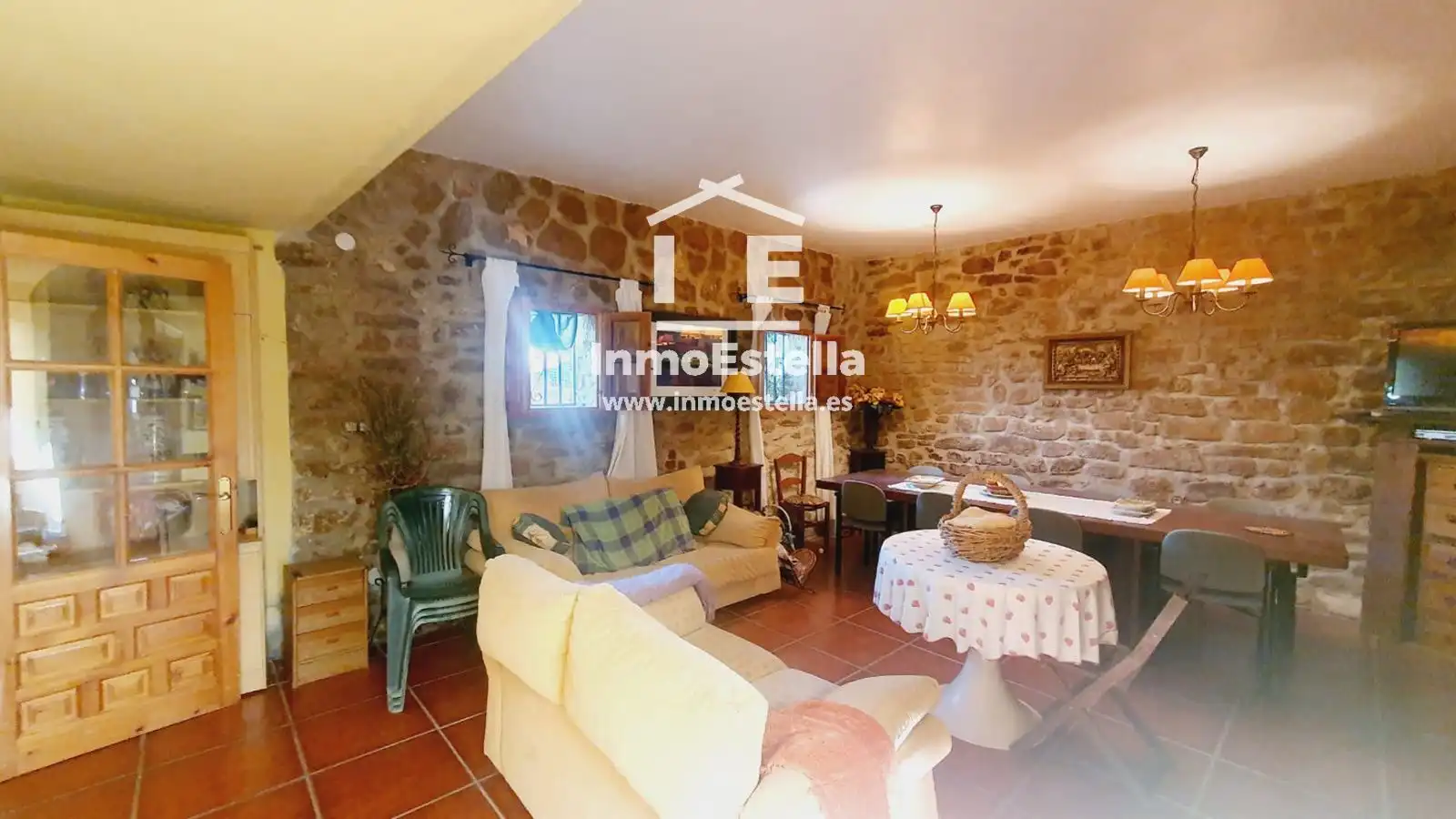 Sala de estar de Casa adosada en venta en Allo con Calefacción, Jardín privado y Terraza