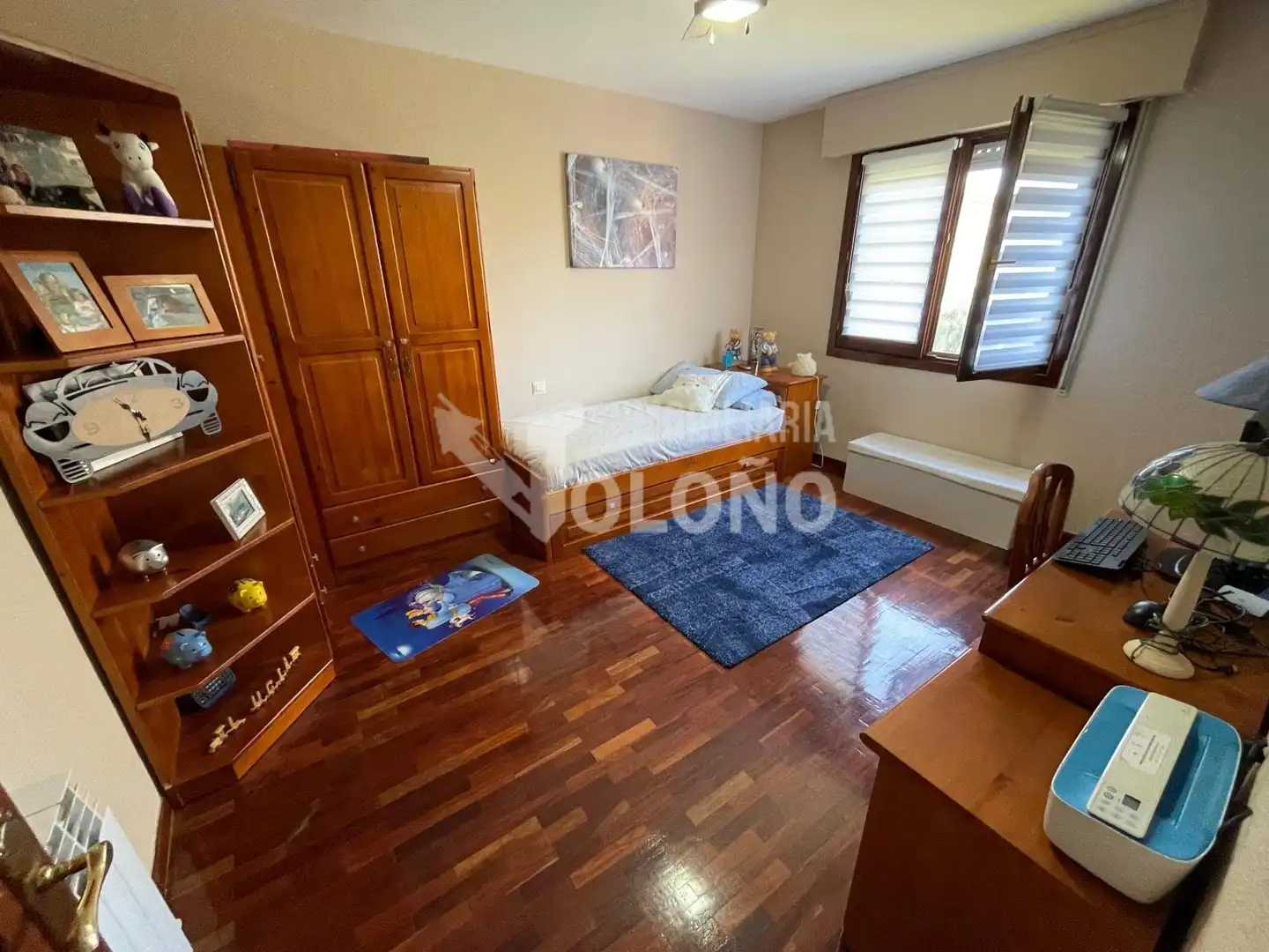 Dormitori de Casa o xalet en venda en Anguciana amb Aire condicionat, Calefacció i Jardí privat