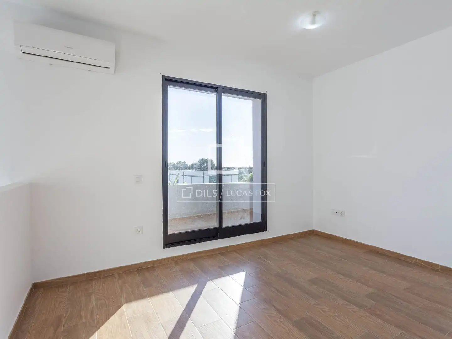 Habitación de Casa o chalet de alquiler en Godella con Aire acondicionado, Jardín privado y Piscina