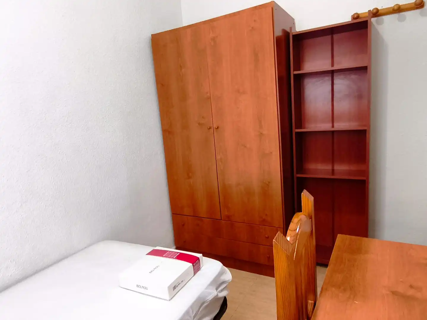 Dormitori de Pis de lloguer en Badajoz amb Calefacció, Moblat i Forn