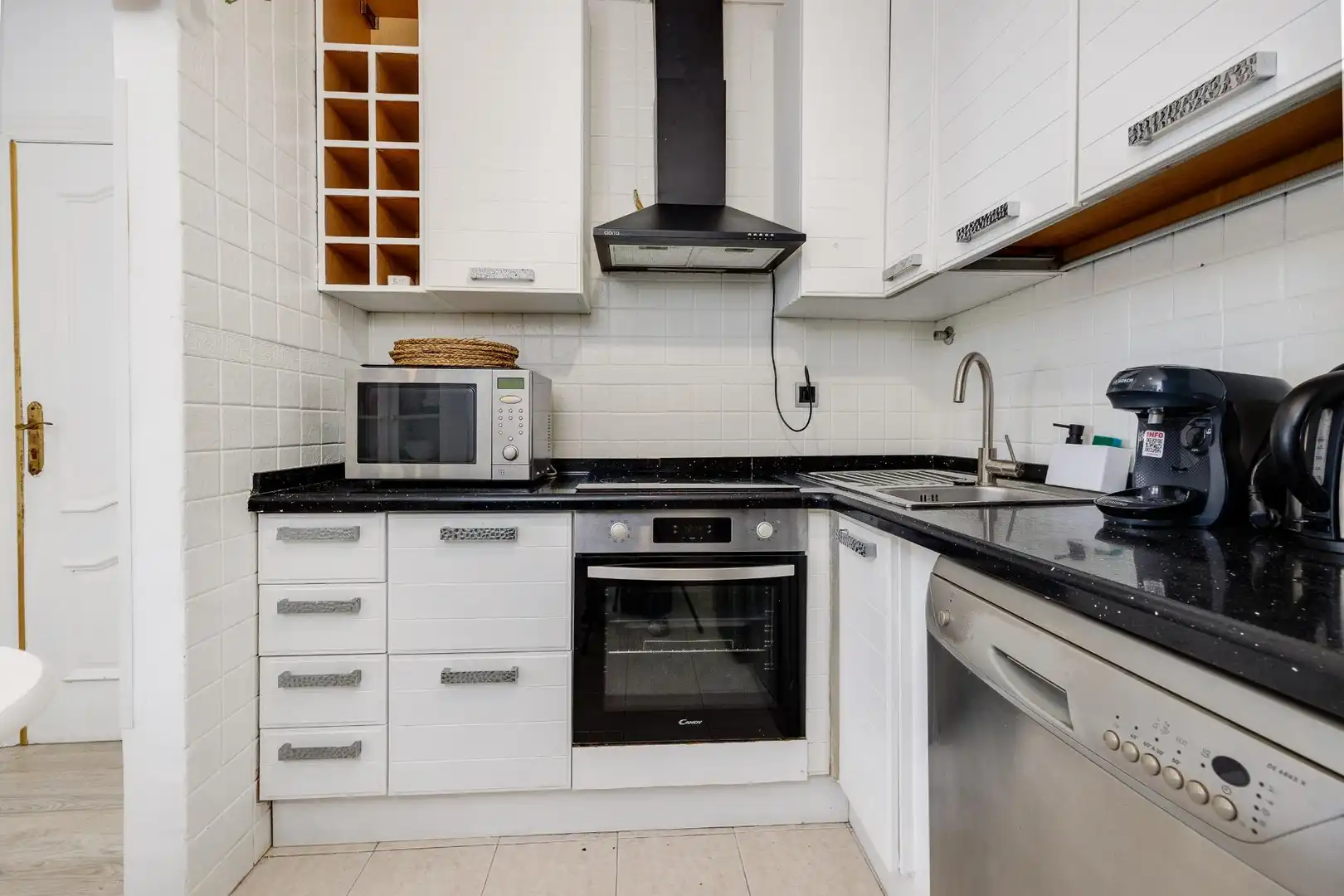 Appartement compact à vendre à Calle Paralela Estocolmo 23, imagen 8