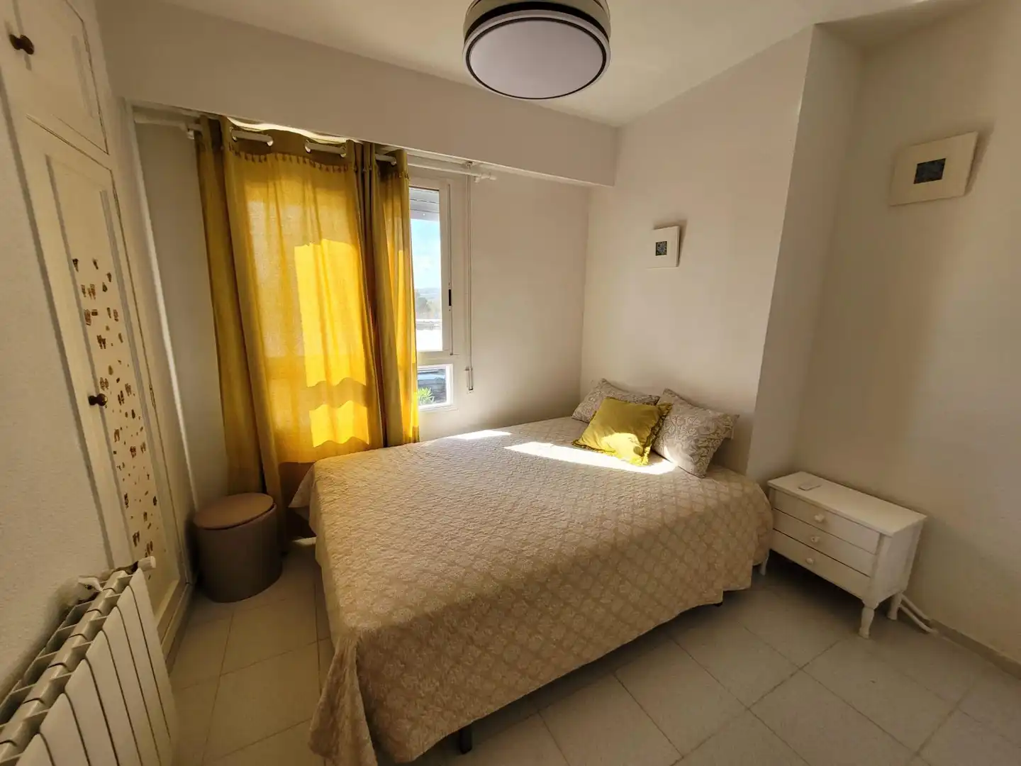 Dormitori de Apartament en venda en Alicante / Alacant amb Calefacció, Jardí privat i Terrassa