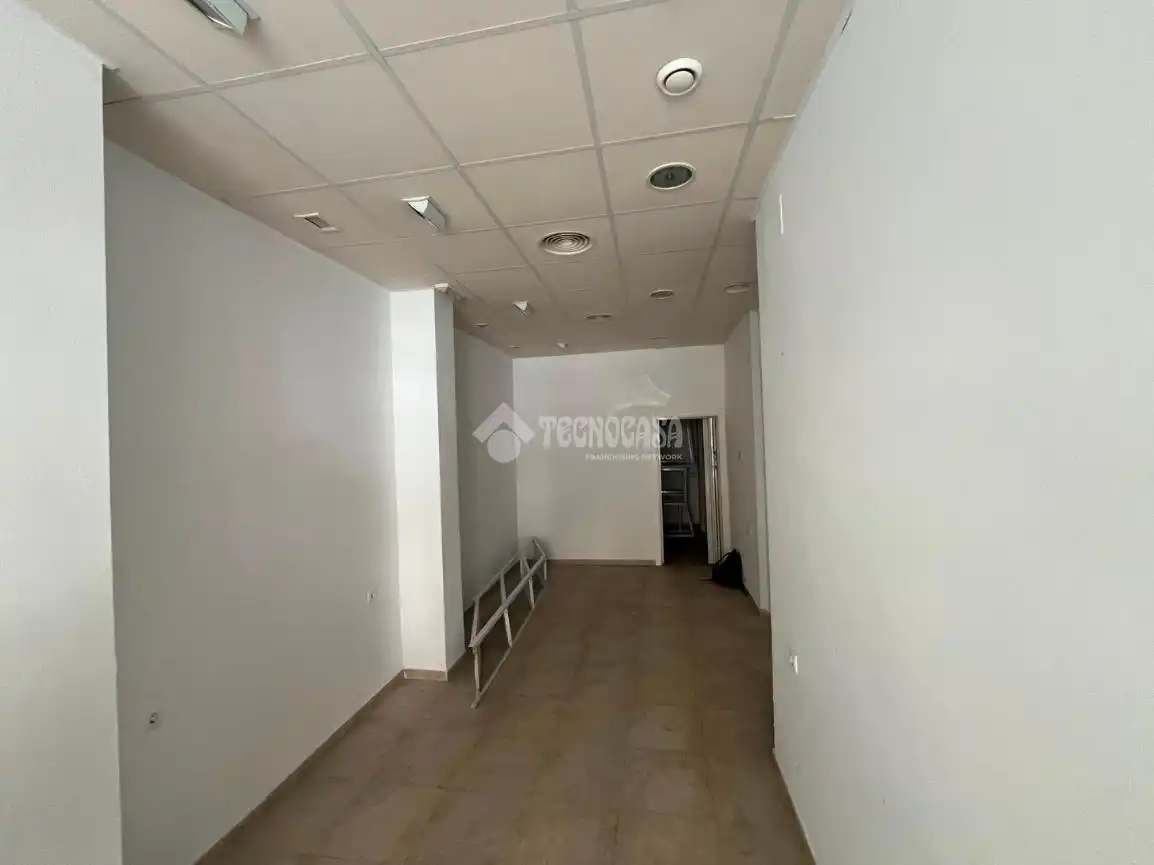 Business premises for sale in Centro - Doña Mercedes, imagen 5