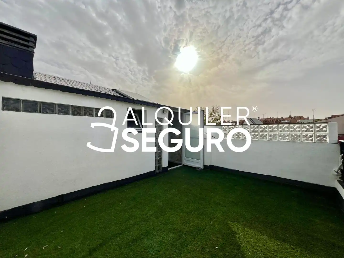 Exterior view of Houses for rent in  Madrid Capital  with Air Conditioner, Heating and Terrace