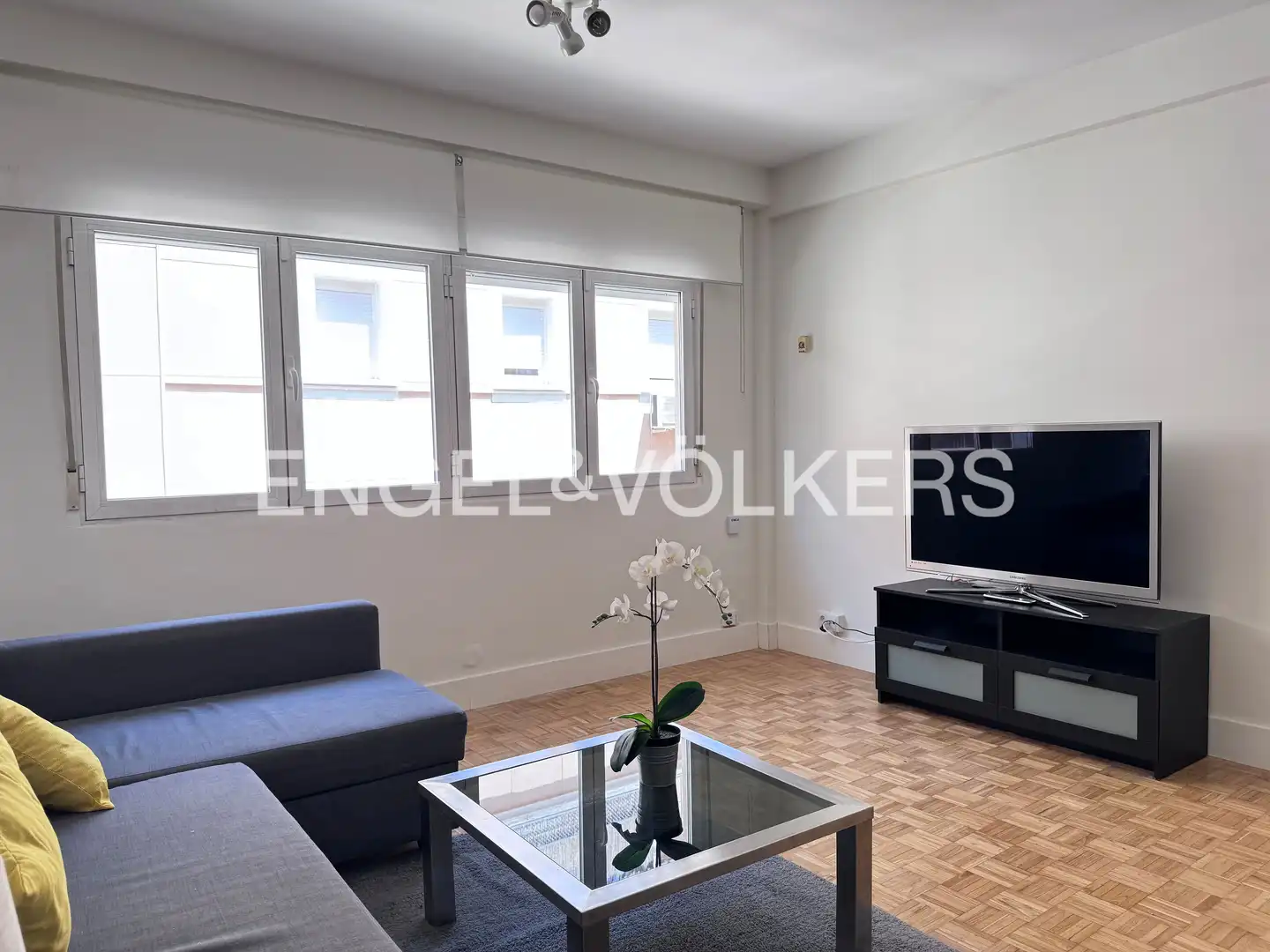 Wohnzimmer von Wohnung zur Miete in Madrid mit Klimaanlage und Heizung