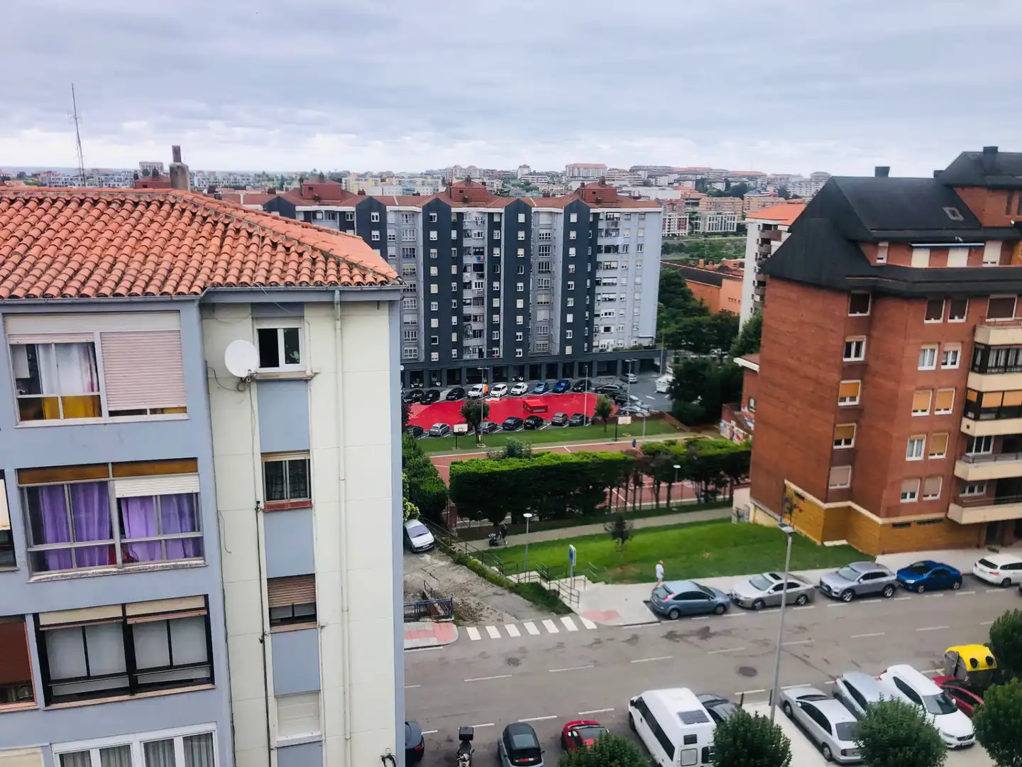 Vista exterior de Piso en venta en Santander con Terraza y Amueblado