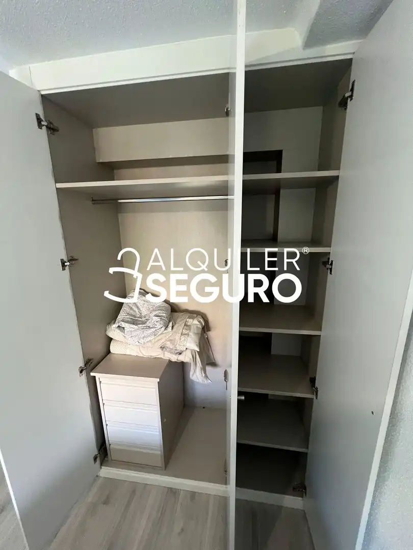 Habitación de Piso de alquiler en Madrid con Calefacción y Terraza