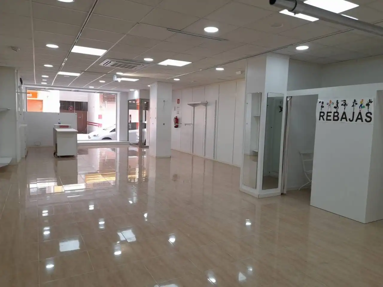 Local comercial en venda a Avenida C/ 9 D´OCTUBRE, imagen 7