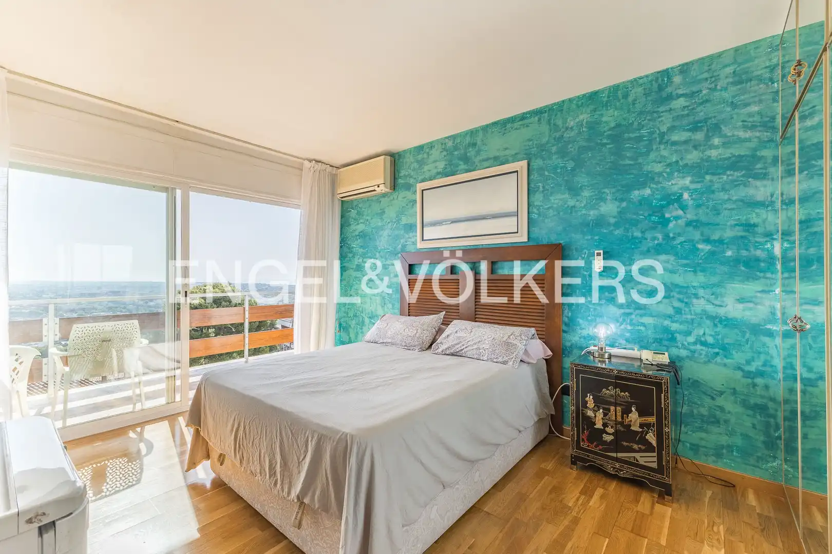 Bedroom of Houses for sale in Castelldefels  with Air Conditioner, Heating and Private garden