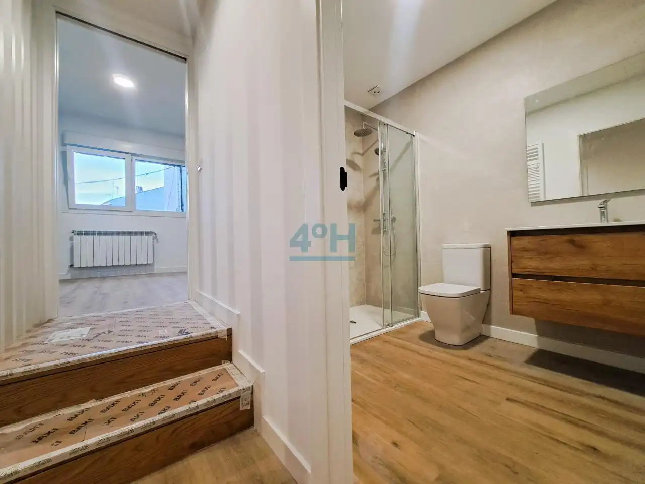 Bany de Apartament en venda en Ourense Capital  amb Calefacció i Terrassa