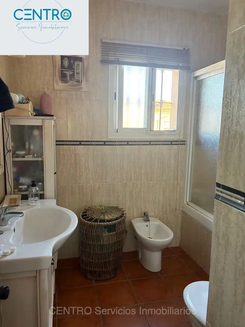 Baño de Casa adosada en venta en Algeciras con Amueblado