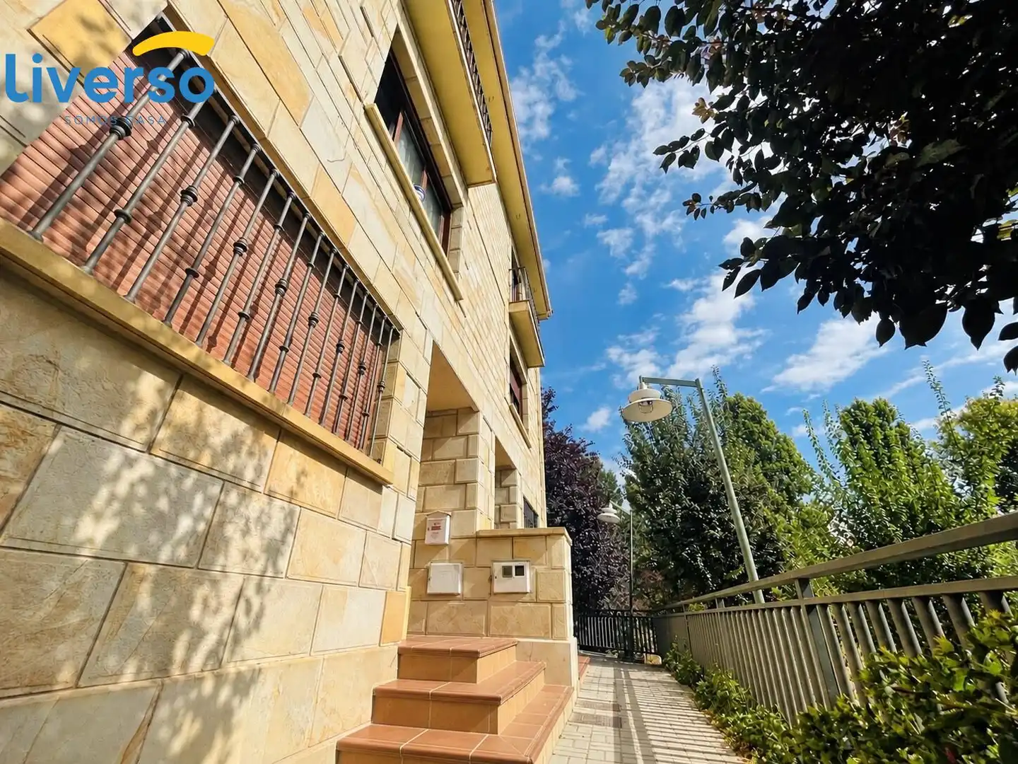 Vista exterior de Casa o chalet en venta en Plaza de Toros - Las Tenerías