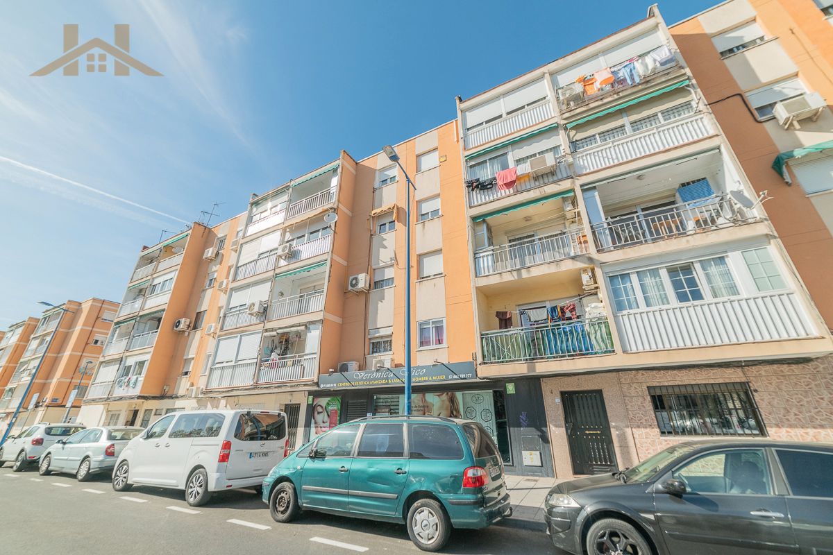 Exterior view of Flat for sale in Leganés  with Air Conditioner, Heating and Terrace