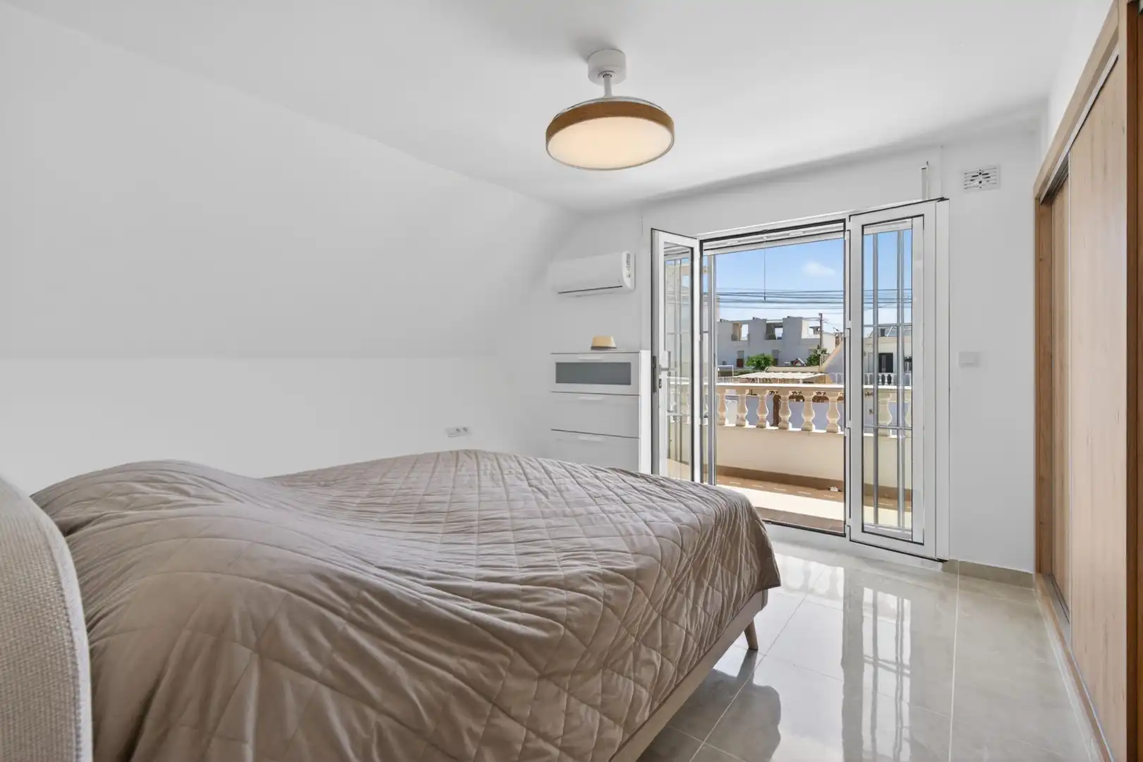 Chalet con terraza en venta en Playa de los Locos, imagen 16
