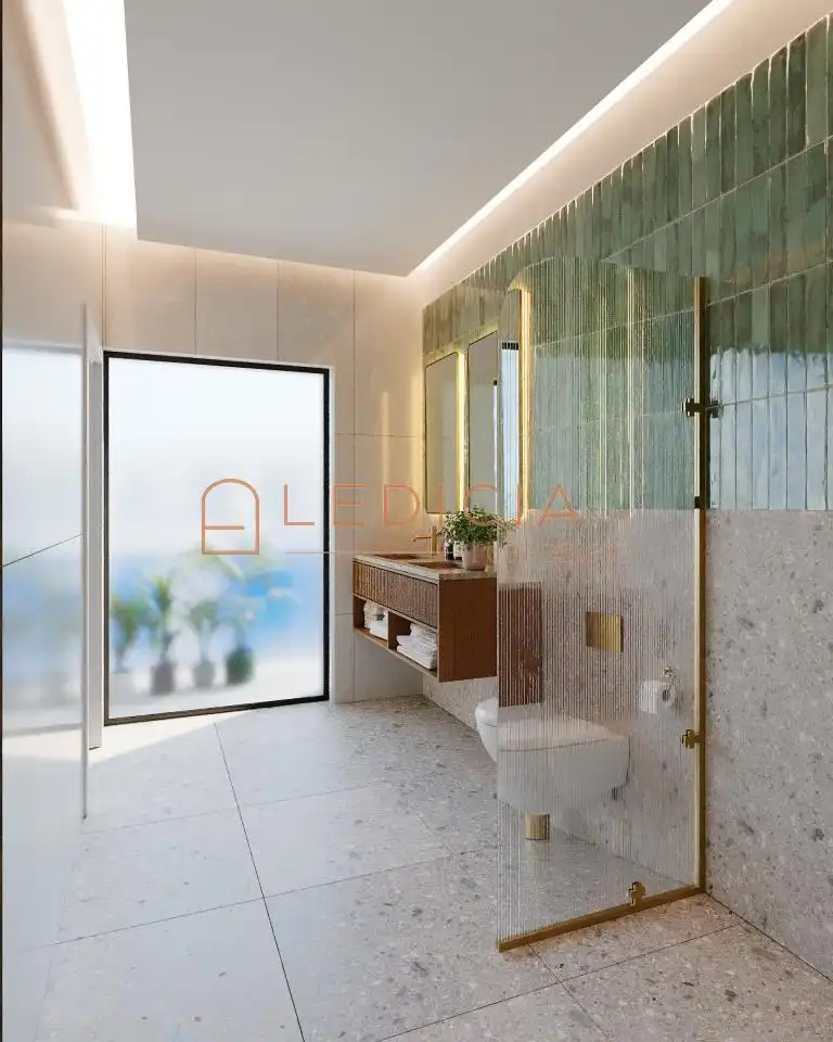 Badezimmer von Maisonette zum Verkauf in Vigo  mit Klimaanlage, Heizung und Terrasse
