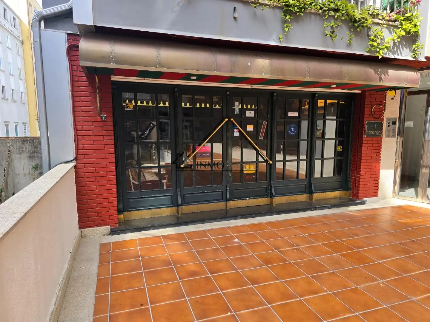 Local comercial en alquiler en Lepanto, imagen 2
