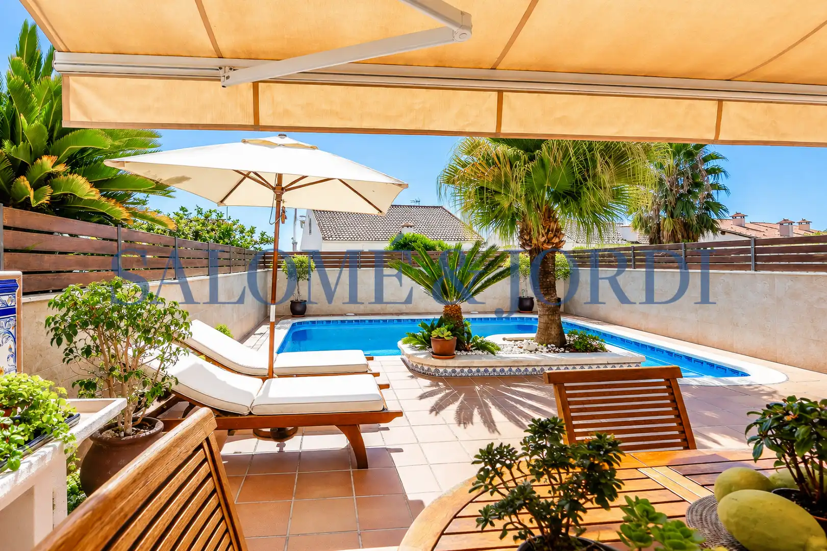 Casa bifamiliare con piscina in vendita a Vilassar de Dalt
