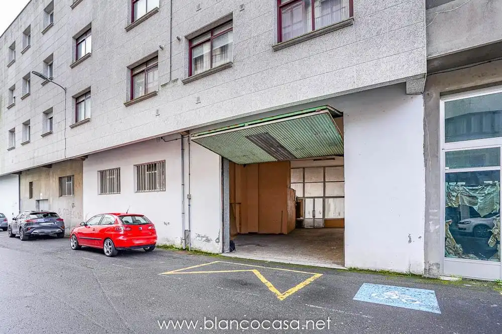 Local commercial à vendre à Carballo, imagen 3