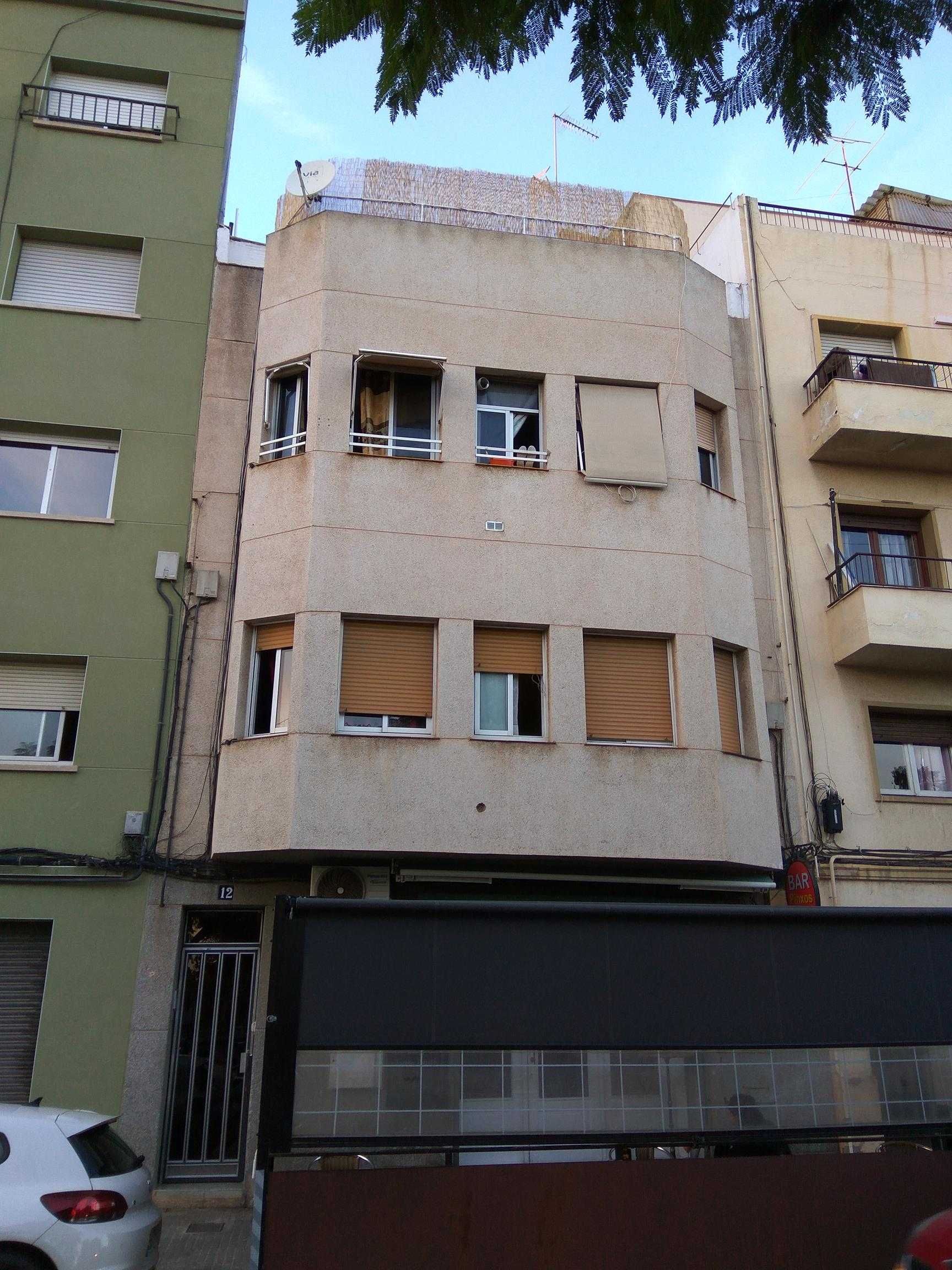 Vista exterior de Pis en venda en Sant Boi de Llobregat